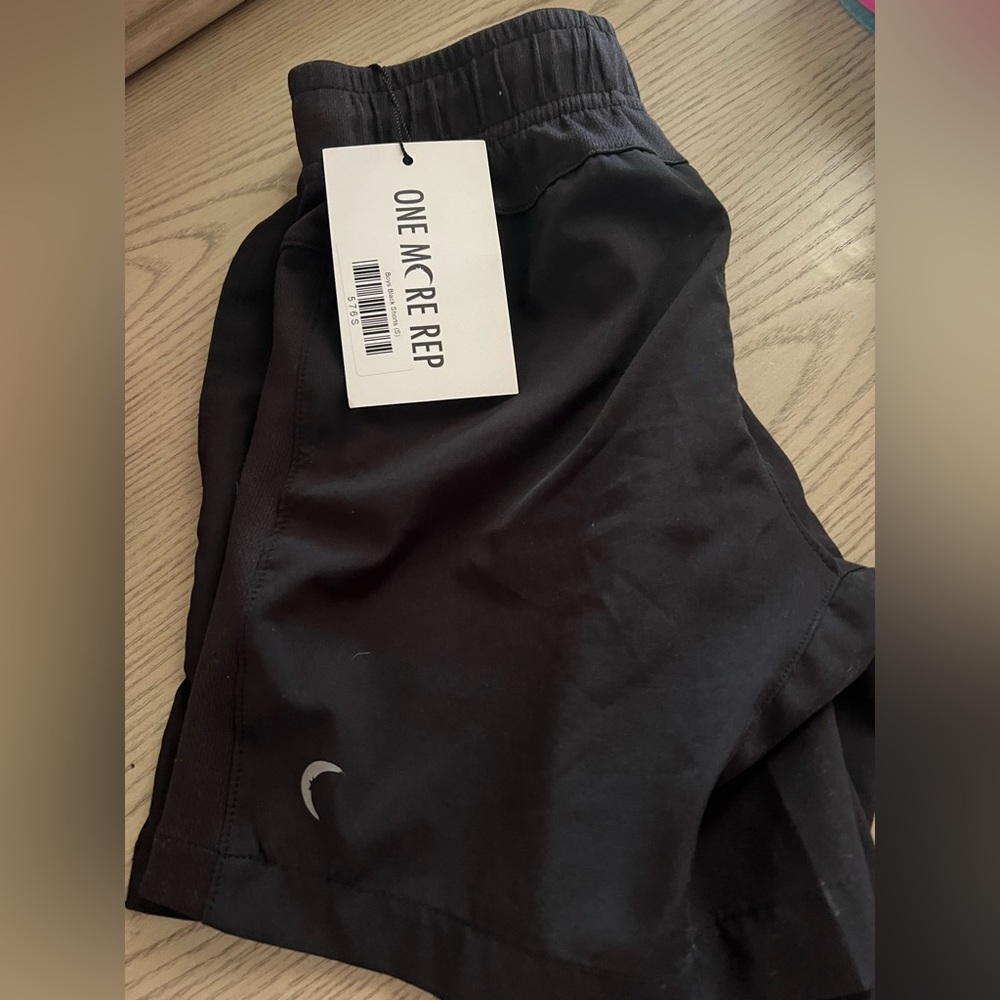 Zyia Boys Black Shorts